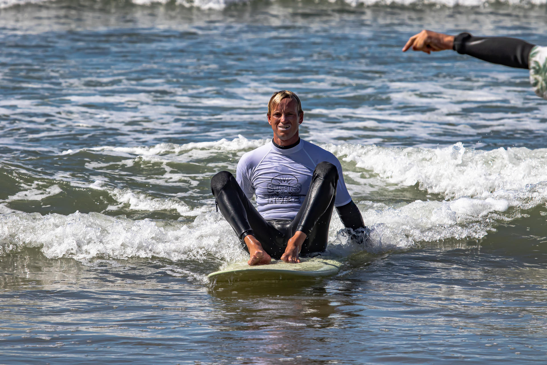 a Sponsor Surfing for Hope